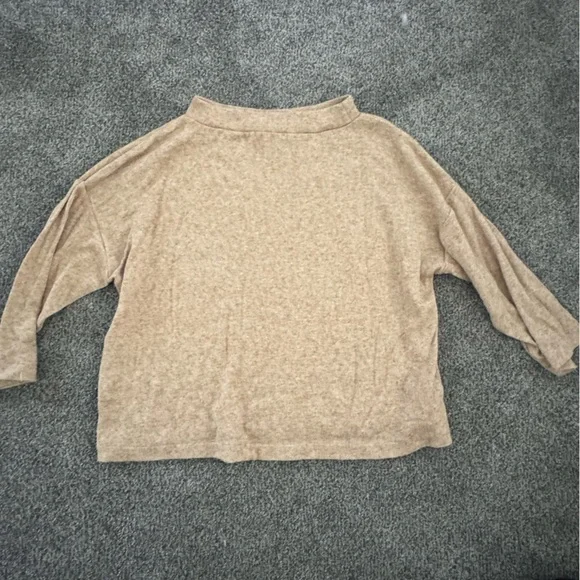 Ann Taylor Tan Long Sleeve Sweater - Picture 3 of 4